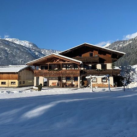 Apartment In Saalfelden Am Steinernen Meer Εξωτερικό φωτογραφία