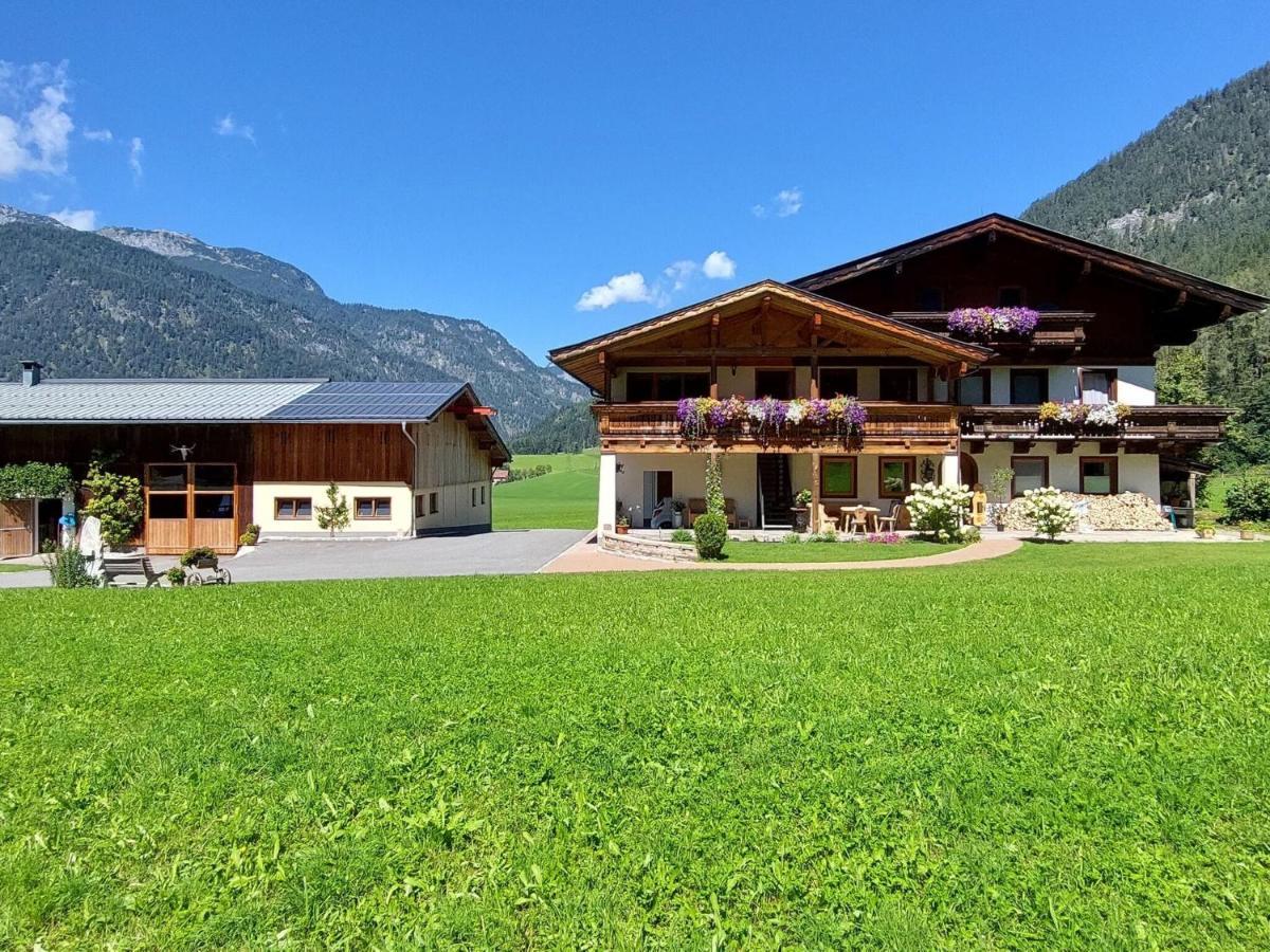 Apartment In Saalfelden Am Steinernen Meer Εξωτερικό φωτογραφία
